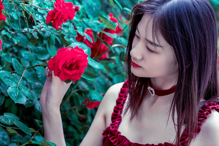 AI与人类关系探索：人类能信任AI的“三观”吗？